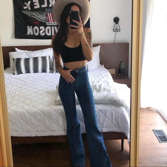 Meet your Posher, Cheyenne - Picture 7 of 7